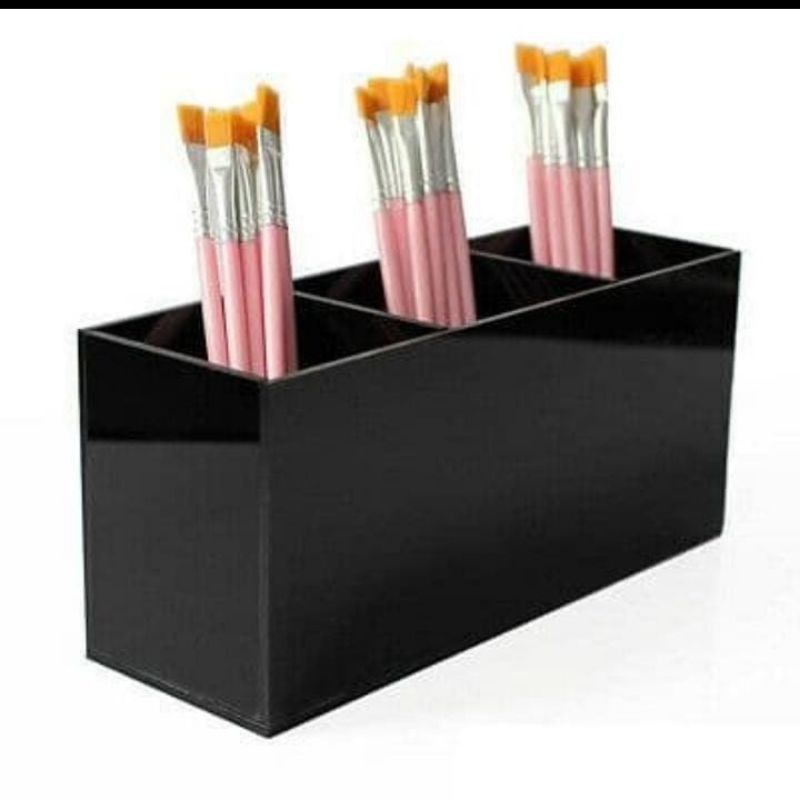 KOTAK PENYIMPANAN MAKEUP BRUSH AKRILIK 3 SLOT