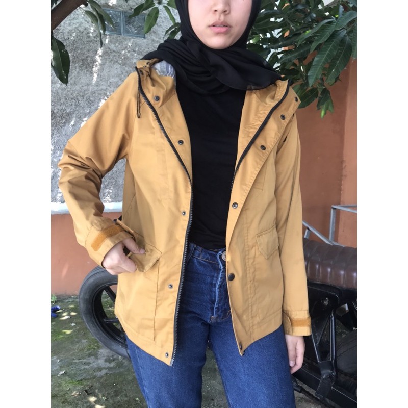 PRELOVED JAKET PARKA KUNING MUSTARD