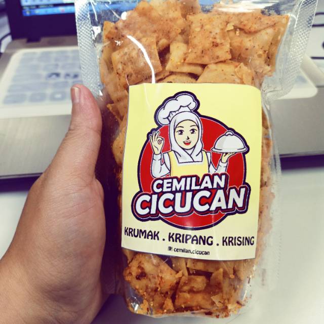 

Kripang pedas ( kripik pangsit)