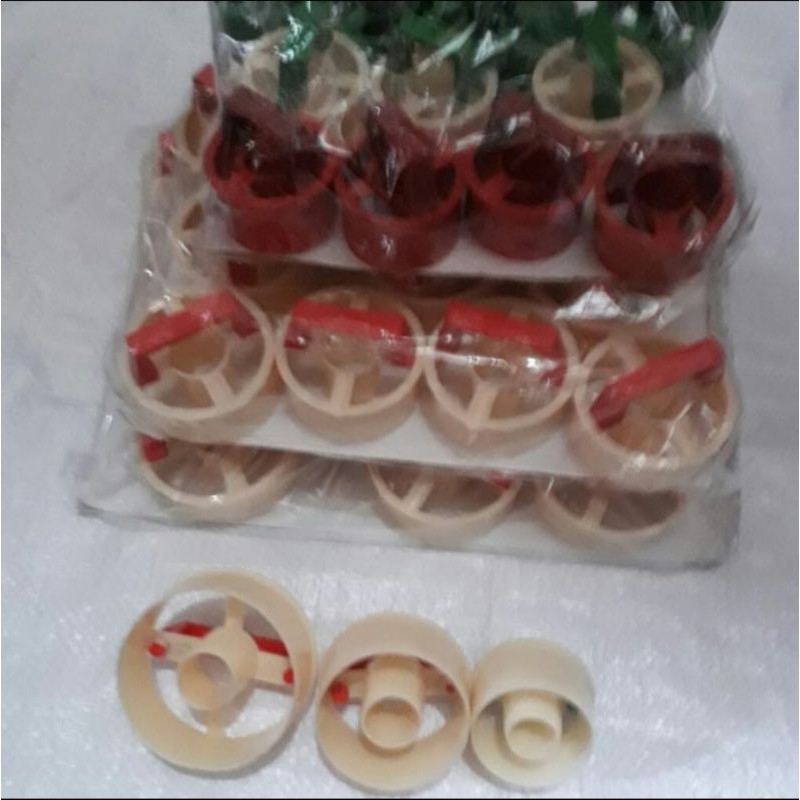 cetakan donat plastik 1 set isi 3 pcs