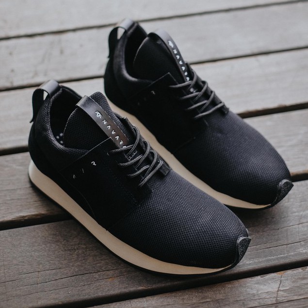 ESTEEMIST DIM BLACK |FORIND x Navara| Sepatu Lari Sporty Running Pria/Cowok - Sneakers - Footwear