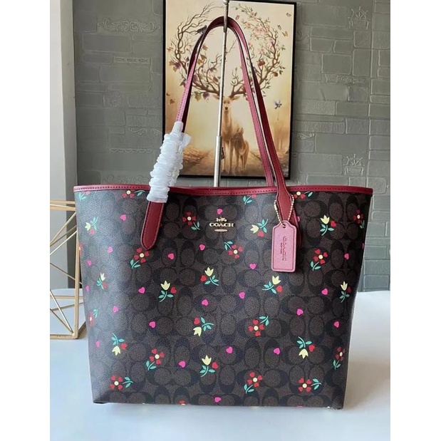 tas coach bag coach tote city signature mahogany red flower petal hearts
