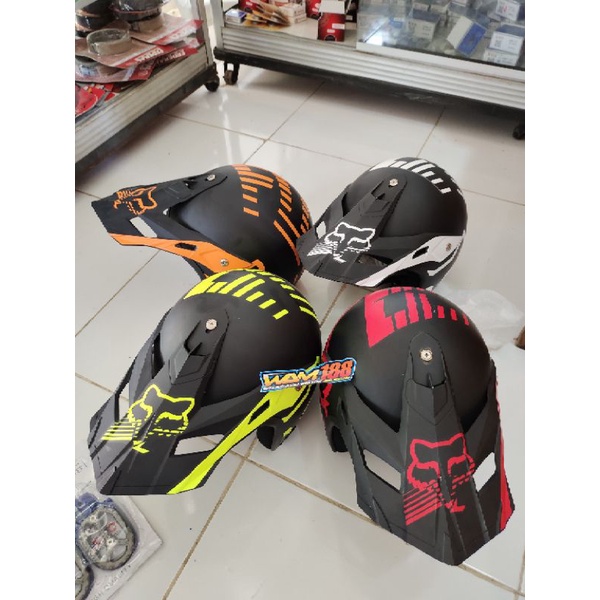 HELM SEMI TRAIL HELM TRAIL HELM CROSS HELM ADVENTURE