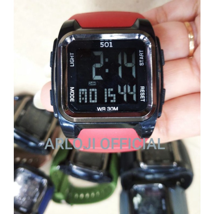 Jam tangan Sport Square Anti air