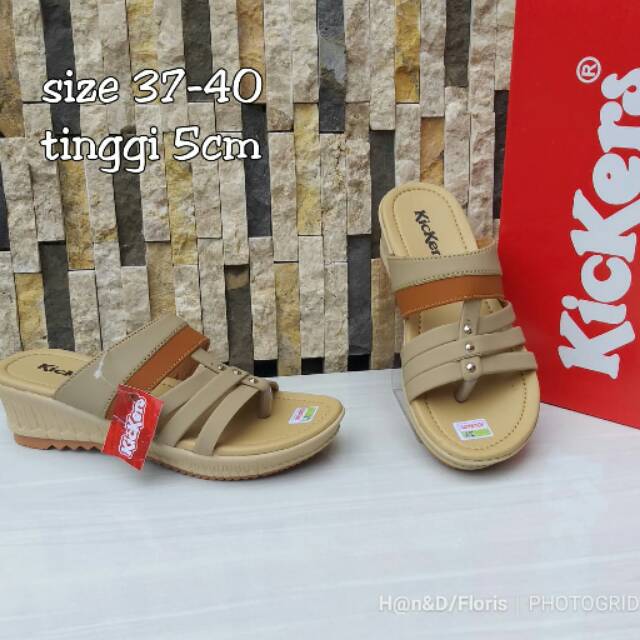 Sandal Wedges Kickers