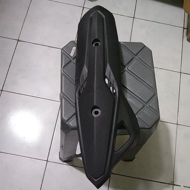 Tutup/tameng knl pot Honda Vario CBS tekno