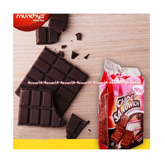 Munchy's Sugar Crackers 300gr Kraker Berkrim Gula Snack Cemilan Munchis