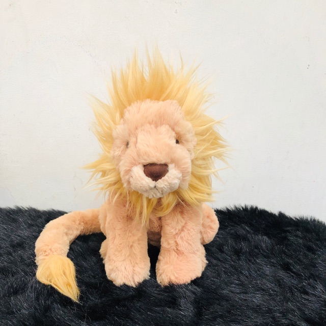 jellycat leonardo lion
