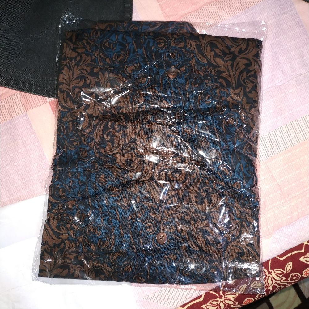 Moc Kemeja Pria Lengan Pendek Slimfit Pochinski 3 Bestbuy-brown