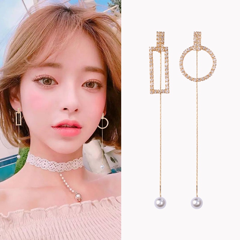 Geometris anting-anting wanita panjang anggun online influencer sederhana dan personalized anting-an