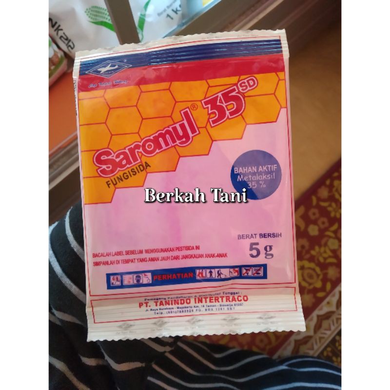 SAROMYL Fungsida Bubuk Ungu Untuk Benih Jagung/Saromyl Fungsida Bubuk Untuk Tanaman Jagung