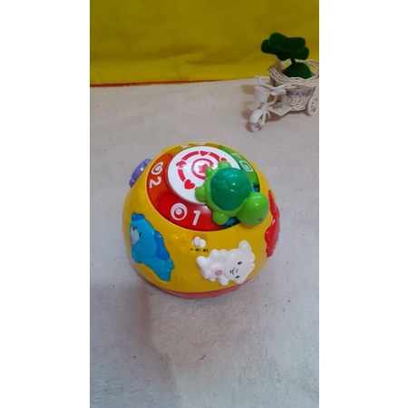 Vtech Wiggle and Crawn Ball