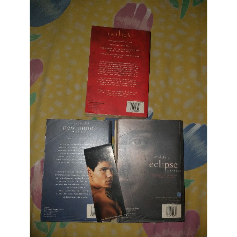 Novel Terjemahan Stephenie Meyer Twilight Saga Twilight New Moon Eclipse Shopee Indonesia
