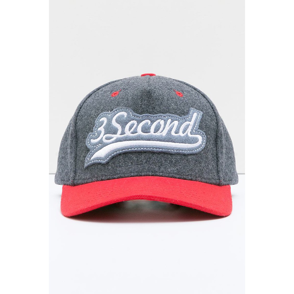 3second topi 100% original - Embrodiery twotone hat 103041718 3 SECOND MEN