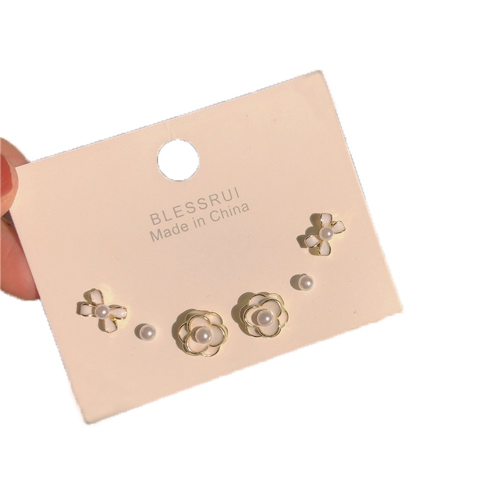 IFYOU 3pcs / set Anting Stud Bentuk Tulip Warna Silver Untuk Wanita