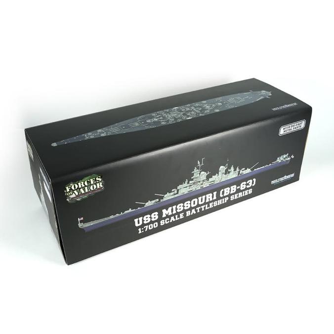 Kapal USS Iowa / Missouri Battles of Okinawa 1945 Skala 1:700 FOV