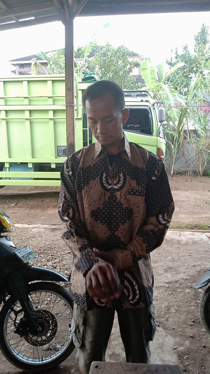Kapal Kandas Kemeja Batik Pria Panjang  By Joko