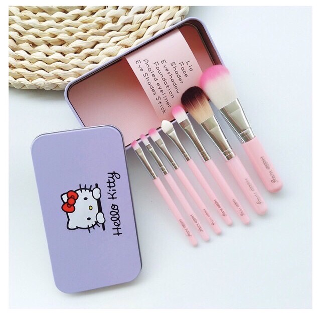 SET KUAS MAKE UP WANITA HELLO KITTY DORAEMON BRUSH 7 IN 1 SET MAKE UP TOOLS PRAKTIS