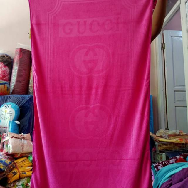Handuk Gucci  dewasa