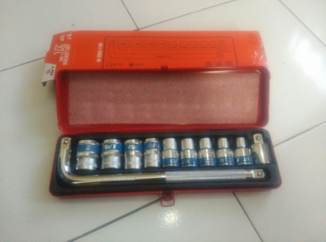 Socket Set Kunci Shock Iwt 1/2inch Drive 8-24mm
