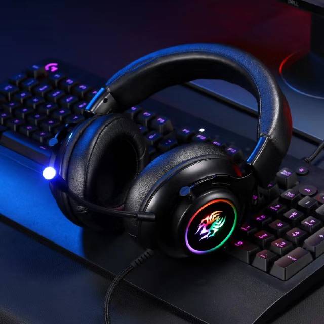 V5 RGB Gaming Headphones Extra Comfortable Cool Light