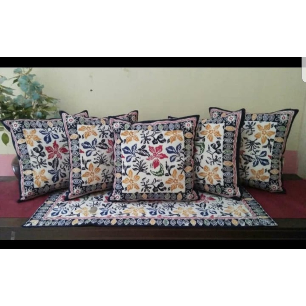 set sarung bantal sofa batik  dan taplak meja tamu motif wayang