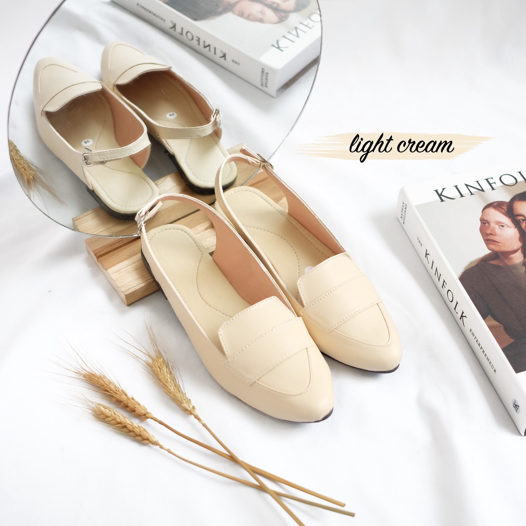 Flatshoes Lolly - Sepatu Wanita