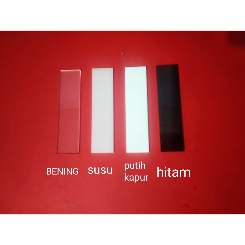 

Akrilik acrylic 2mm Bahan nama dada/nametex acrilik
