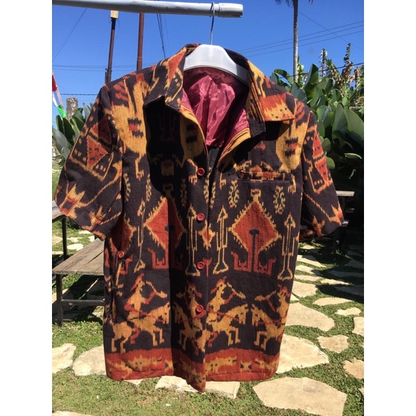 kemeja pria kain tenun kombu sumba NTT