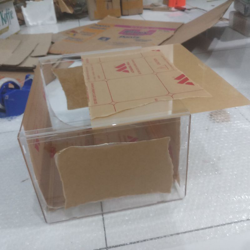 box hampers acrylic 30x25x15