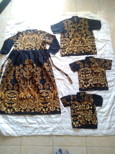 Batik Couple Keluarga Motif Duo Merak Cocok Buat Harian Ataupun Acara Resmi