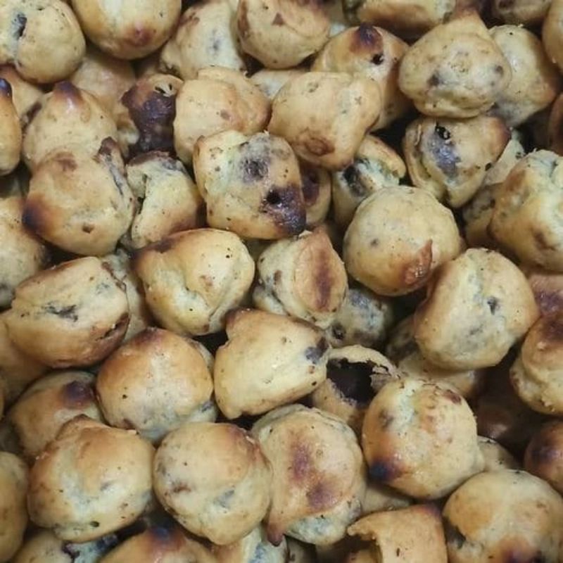 

[250 gram] soes kering isi