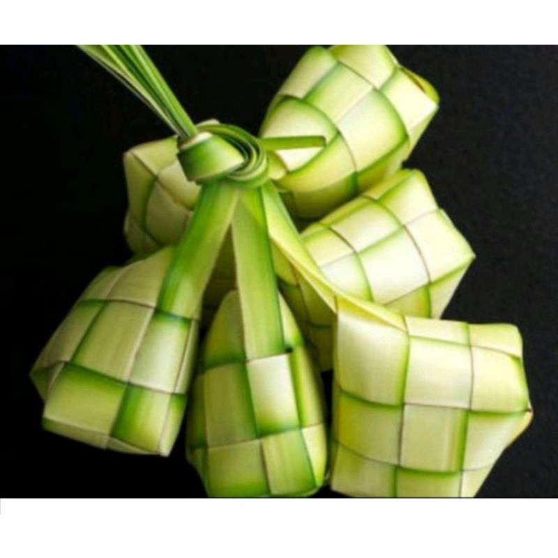 

cangkang ketupat (Ketupat kosong), satu ikat (6 pcs)