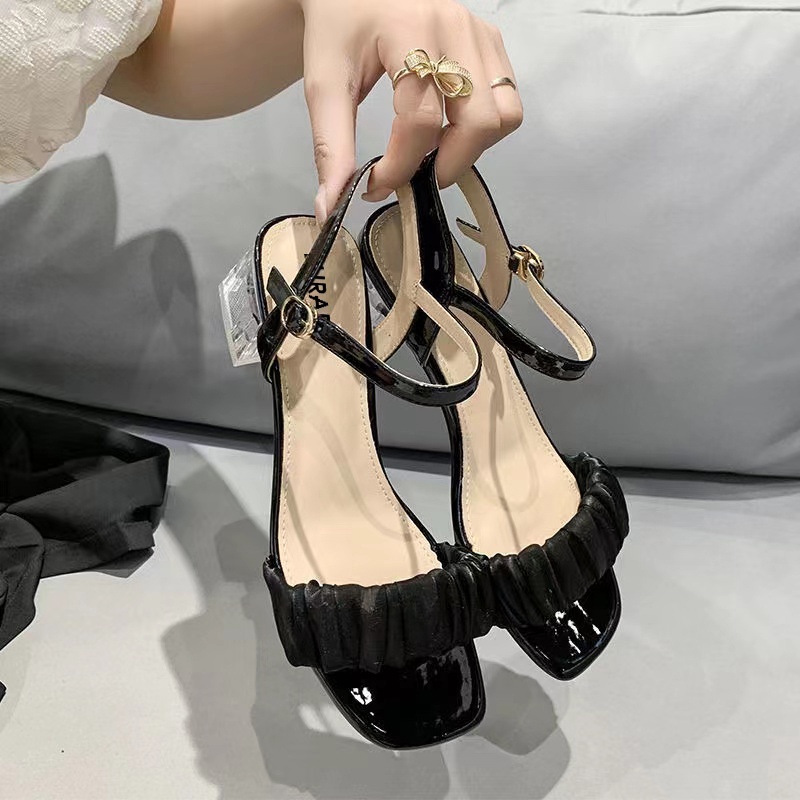 Sepatu Sandal Wanita Import Heels Kotak 3 cm Ujung Terbuka Pengait Belakang Aman