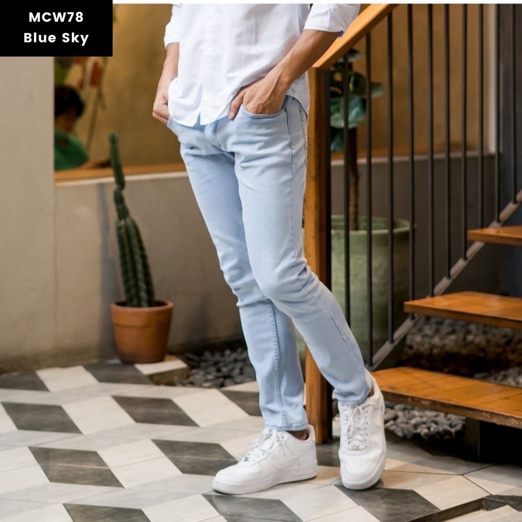 CELANA JEANS SKINNY PULL&amp;BEAR PRIA BLUE LIGHT STRETCH BIRU MUDA TERANG