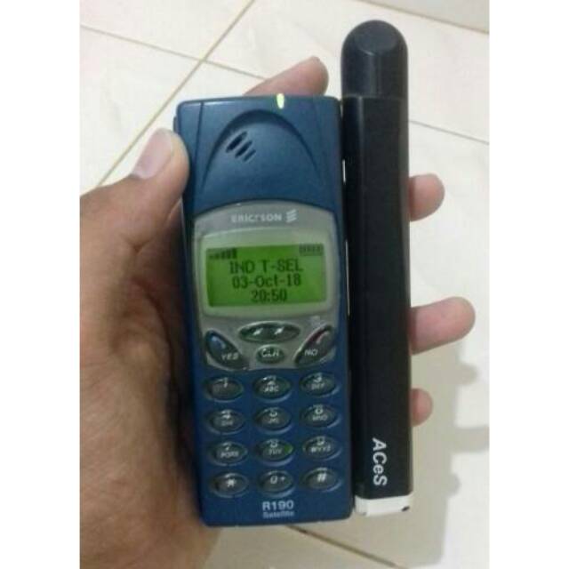Ericsson R190 Normal Satellite GSM Jadul mirip R210 R250 R290 R310 R350 R520