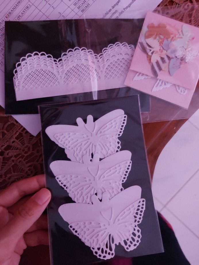 Mini Lattice Doily Border - Bahan Scrapbook Mahar