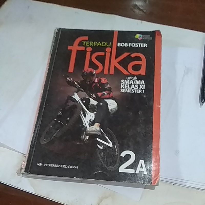 fisika terpadu Bob Foster untuk kelas 2a SMA