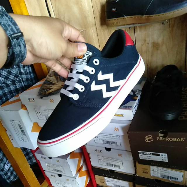 Sepatu Gavin MM Geoffmax