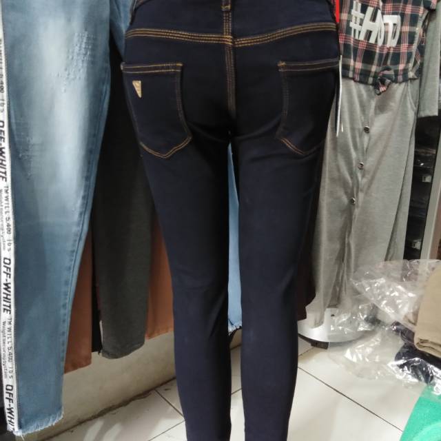 Celana levis mandalay nevy