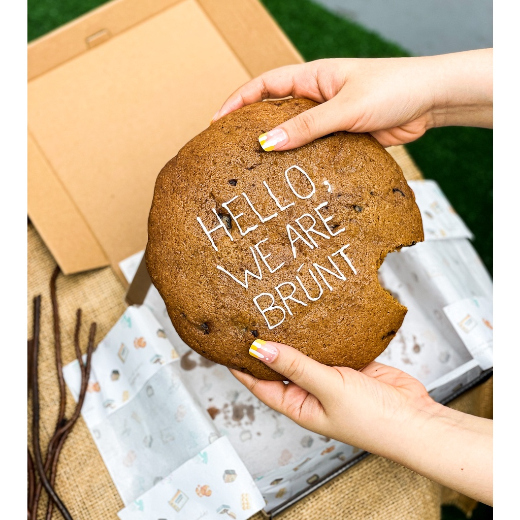 

Cookies The Giant Thin Brown brúnt Birthday Cookie (20cm) Giant Cookie Bday VIRAL Cookie Bday Cookies Custom Cookie GIANT COOKIES SOFT COOKIE BIRTHDAY COOKIE COOKIES GLUTEN FREE COOKIES GLUTEN-FREE Giant Cookies Viral