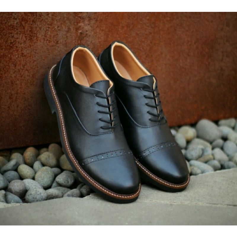 Original, Sepatu Kerja Big Size 43-48 Pantofel JUMBO Pria Kulit Asli / Sepatu Formal Oversize cowok Keren Model Tali Size Besar Hitam, 44