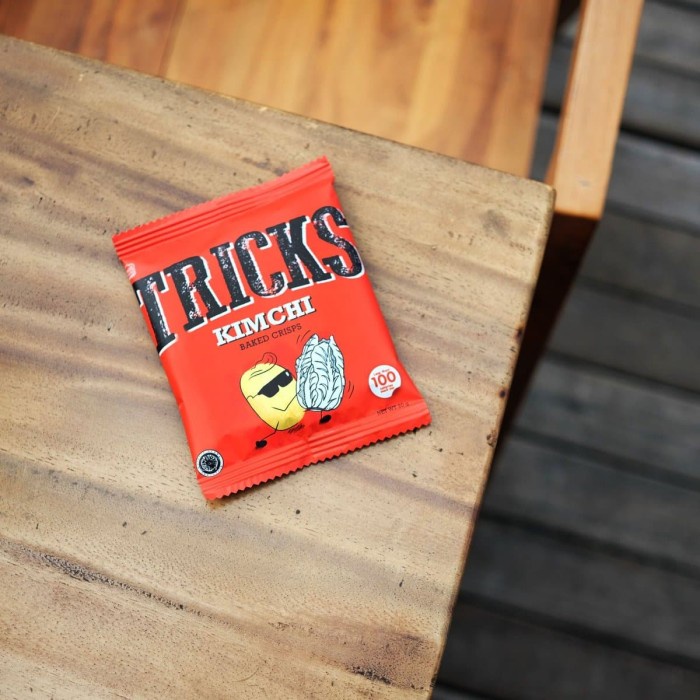 

INSTANT-CAMILAN- SNACK TRICKS RASA KIMCHI - 1 BOX ISI 10 KANTONG KECIL - LEZAT BGT-- - KIMCHI