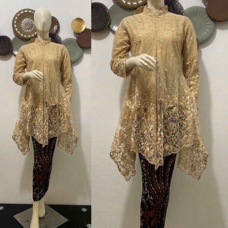 Kebaya busui//kebaya modern//kebaya wisuda//kebaya pesta//kebaya tunangan