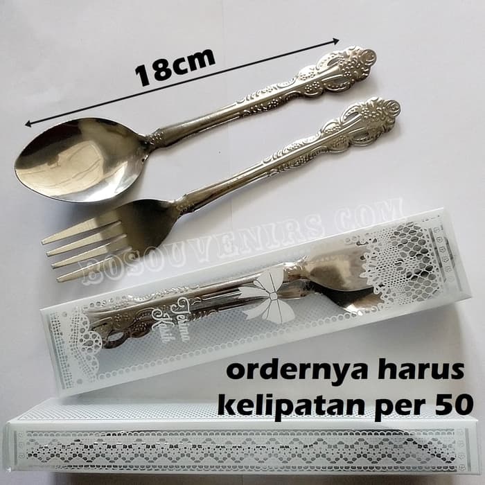 sovenir sofenir suvenir Souvenir pernikahan / Sendok Garpu makan kemasan mika / Sendok set