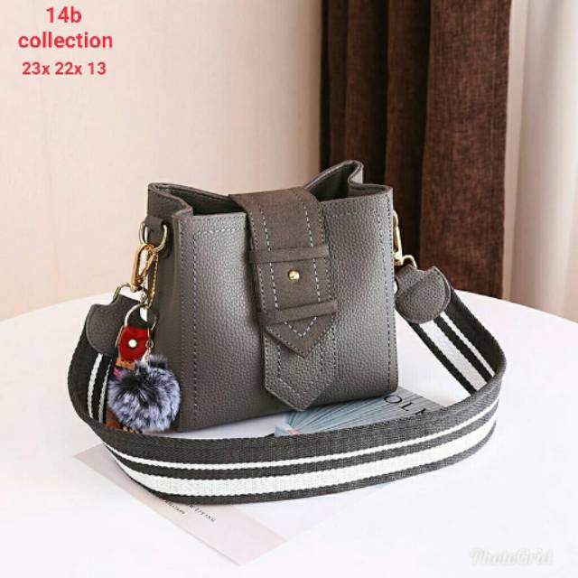 Tas wanita selempang sabuk