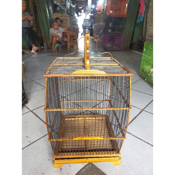 Sangkar kotak cungkok besar