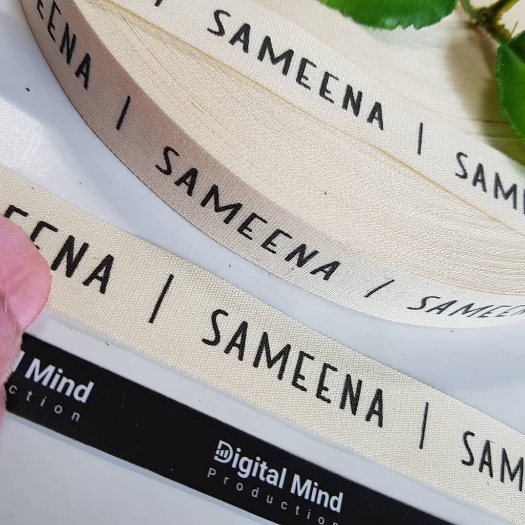 

Label Katun 2 Cm/1 Roll Cream (min.order 200 pcs)