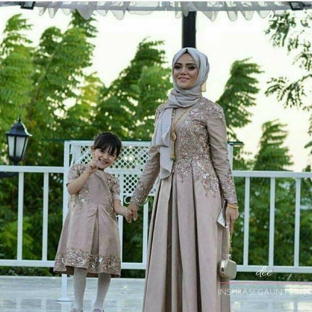 Butik Jahit Gaun Pesta Ibu Anak Seragam Pesta Keluarga Wisuda Kebaya Gamis Busana Muslim