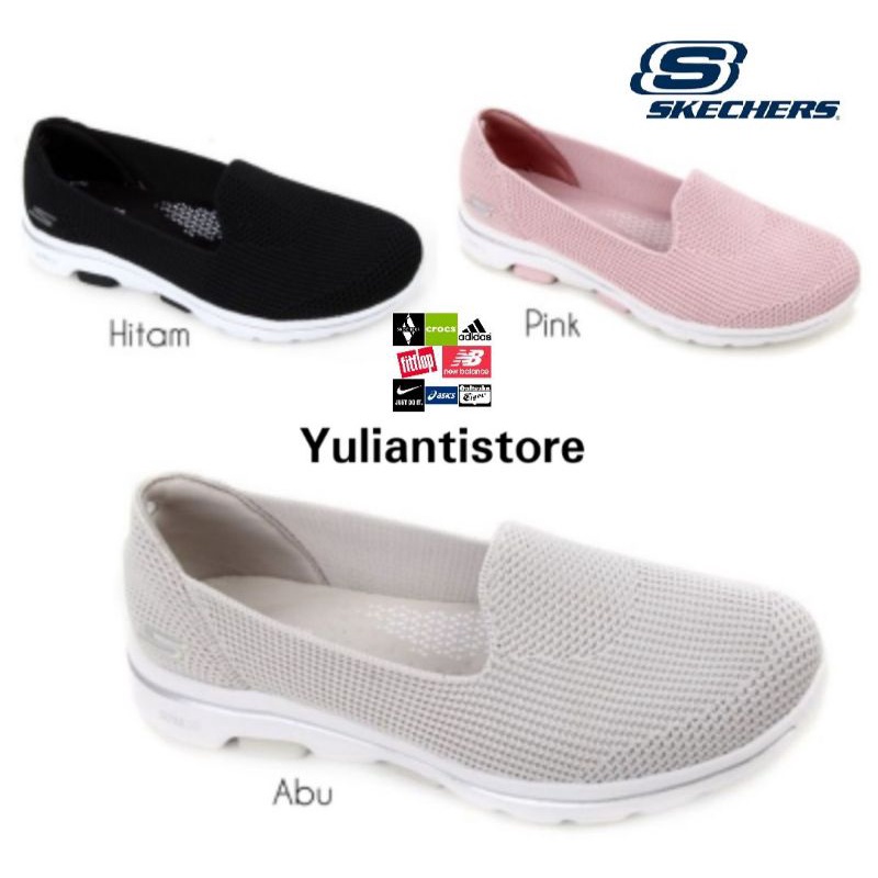 SEPATU SKECHERS GO WALK 5 BLESSED